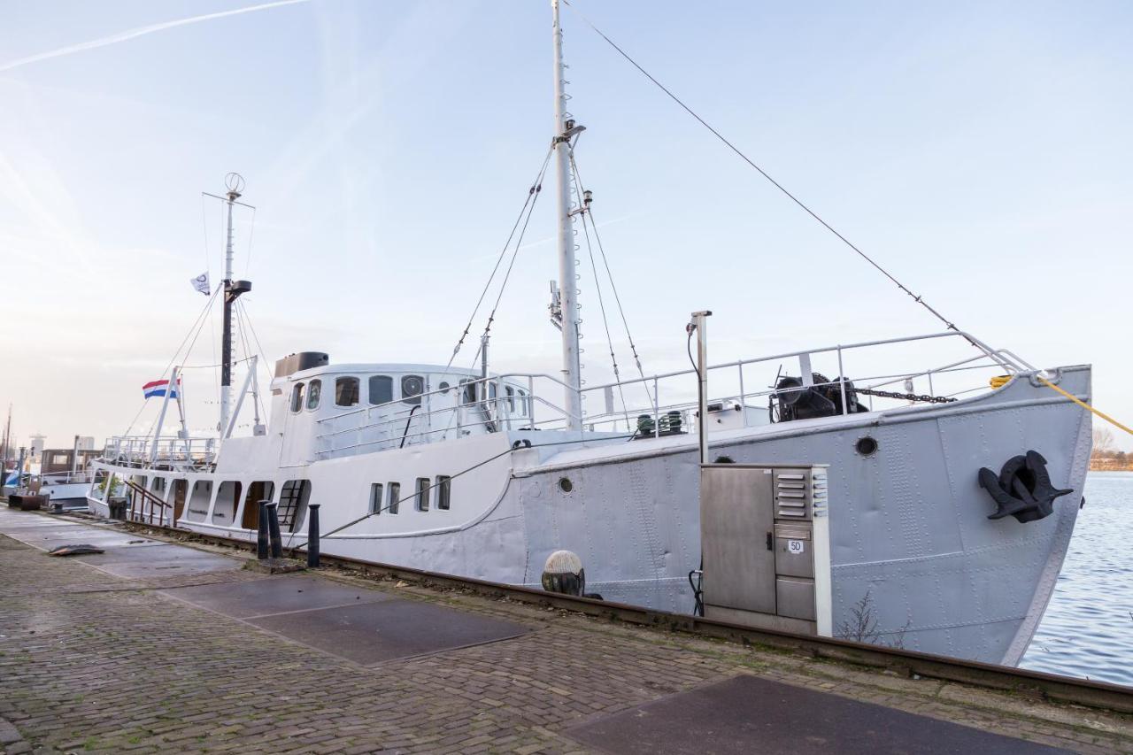 M/S Svalbard B&B Amsterdam Bagian luar foto
